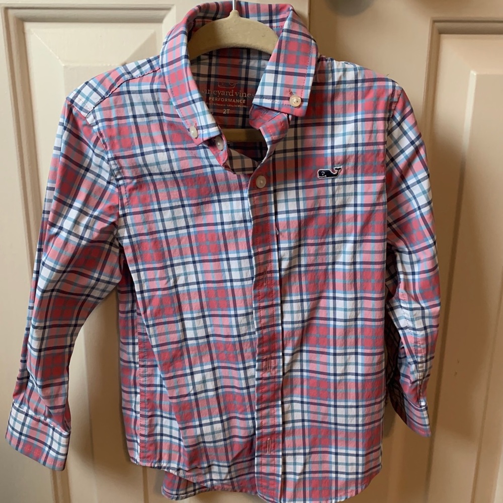 Vineyard Vines Performance Button Down